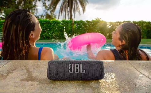 JBL Flip 6 Portable Waterproof Bluetooth Speaker – 12 hrs Playtime, IP67, PartyBoost - Price In Oman Muscat