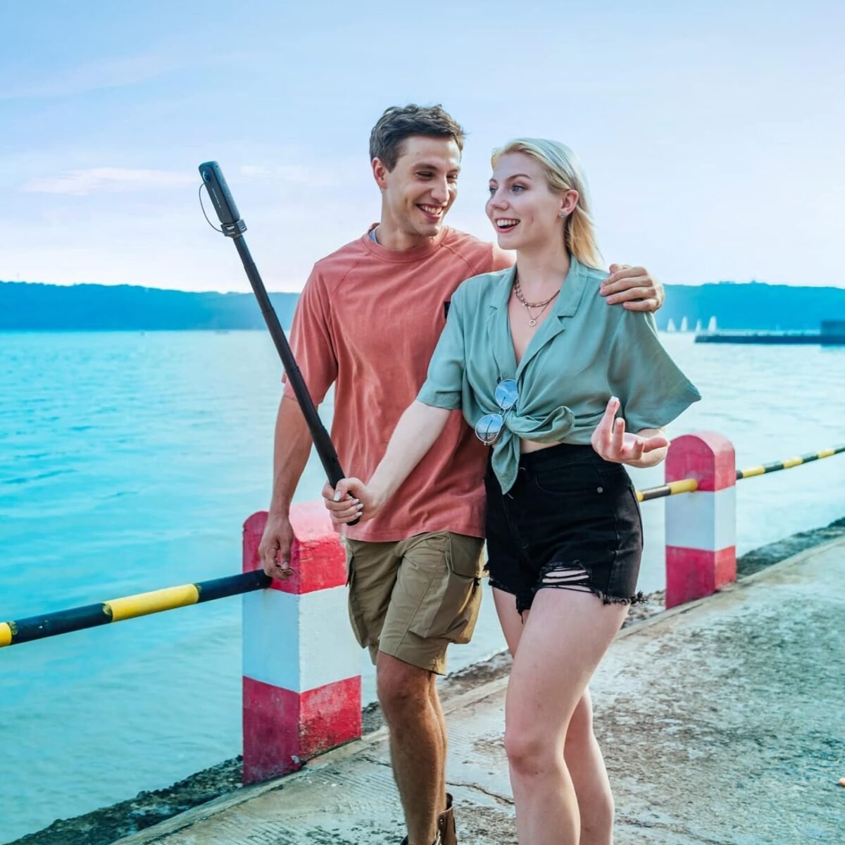 Insta360 Power Selfie Stick (CINSP1) – 4500mAh Battery & Remote Control for Insta360 Cameras, - Image 5