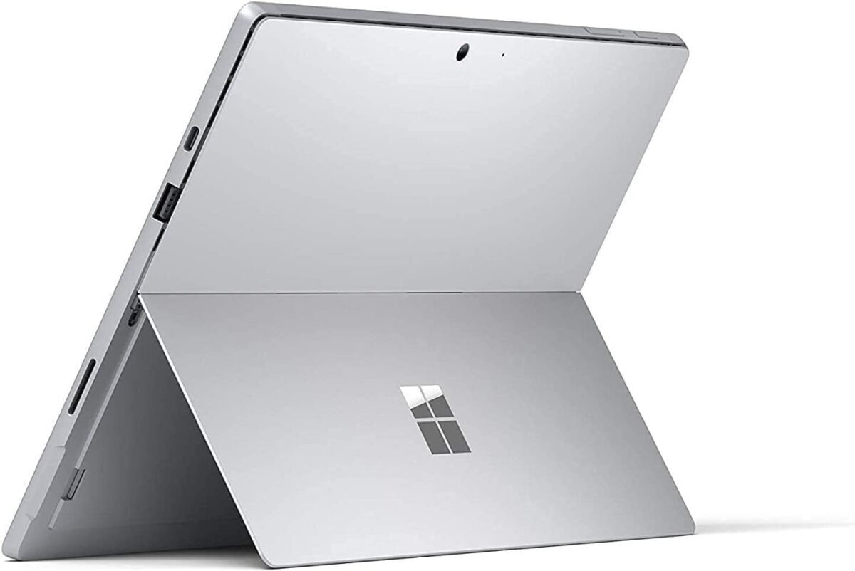 Microsoft Surface Pro 4 – Core i5 6th Gen, 4GB RAM, 128GB SSD | Best Price in Oman - Image 2
