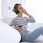 Porodo Soundtec Touch Wave ANC Headphones + Detachable Touch Screen (PDJYBN618) – Wireless Over-Ear ANC Headset with Foldable Design (Price In Oman) - Image 4