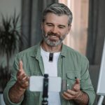 Powerology Wireless Lavalier Microphone Duo – Lightning & Type-C Connectors, Noise-Cancelling Clip-On Mic (PWMIC2) - Image 5