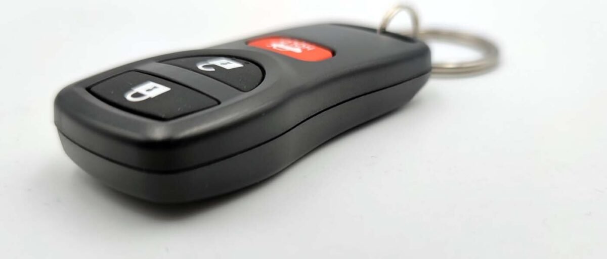 Universal Car Keyless Entry System H8441509 – 2 Remotes Central Locking Kit 12 V – - Image 2