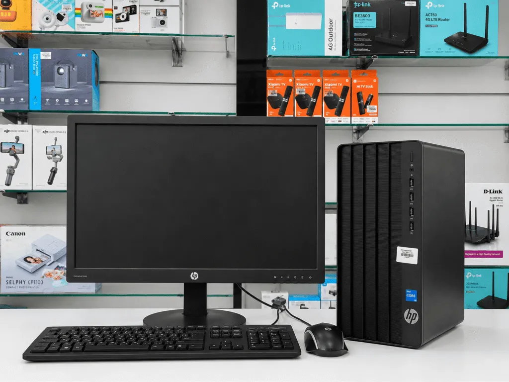 HP desktop computer and monitor in Oman at Sky Gadgets