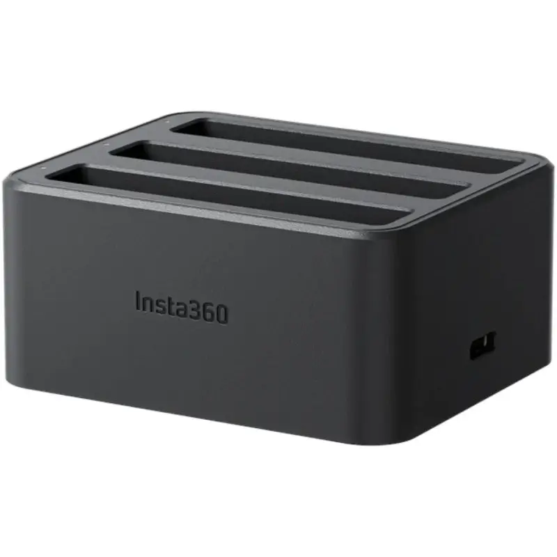 Insta360 X4 Fast Charge Hub in Oman Insta360 X4 Fast Charge Hub in Oman